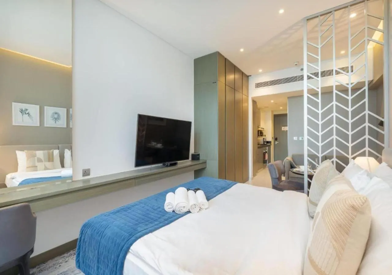 Apartment Bespoke Holiday Homes - Luxurious Studio In Damac Maison Prive Dubai United Arab Emirates