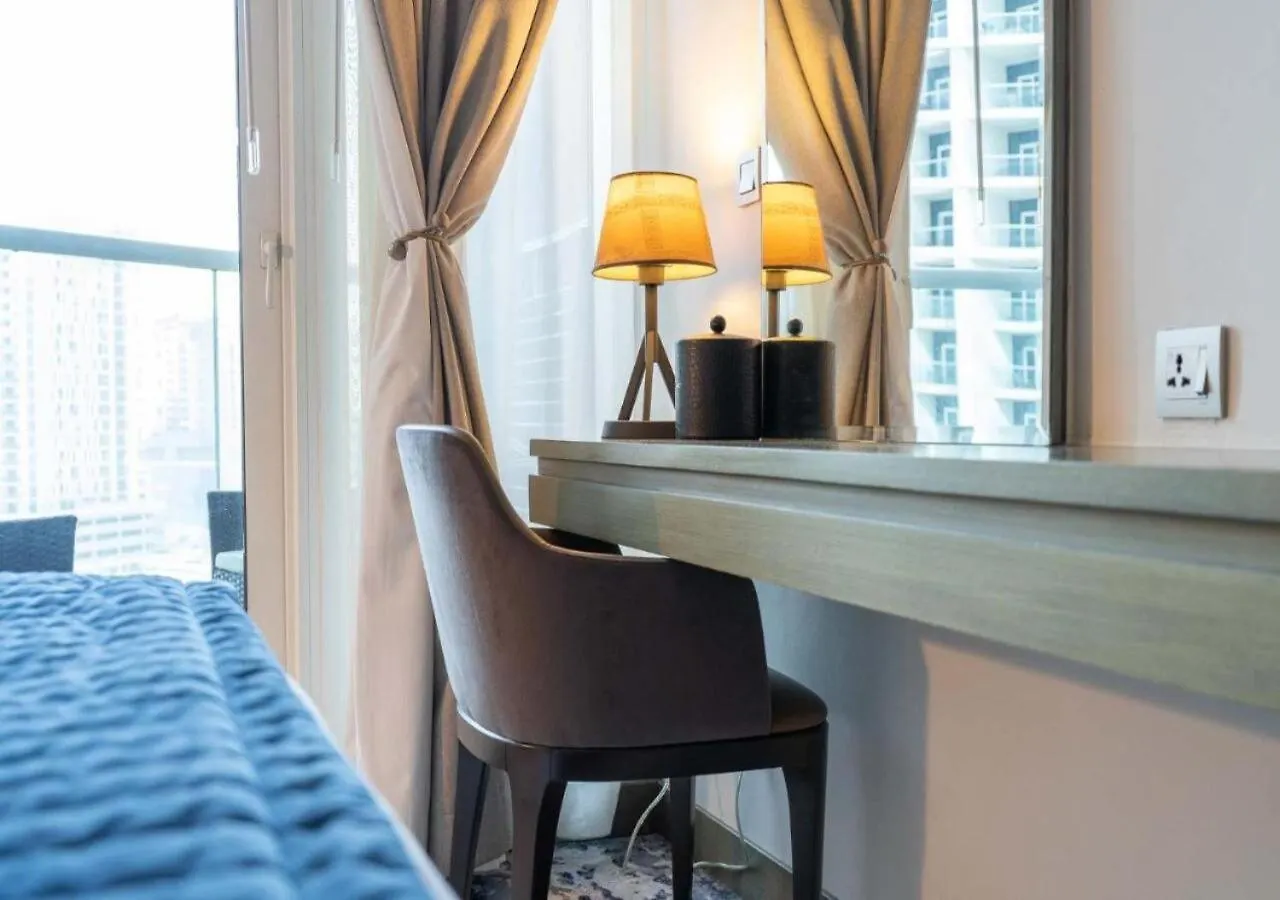 Bespoke Holiday Homes - Luxurious Studio In Damac Maison Prive Dubai Apartment
