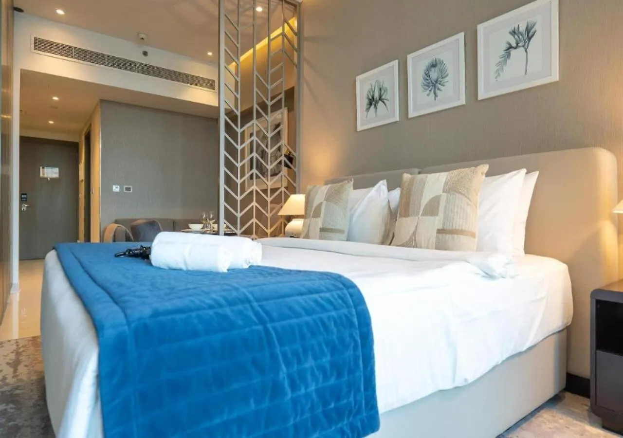 Bespoke Holiday Homes - Luxurious Studio In Damac Maison Prive Dubai